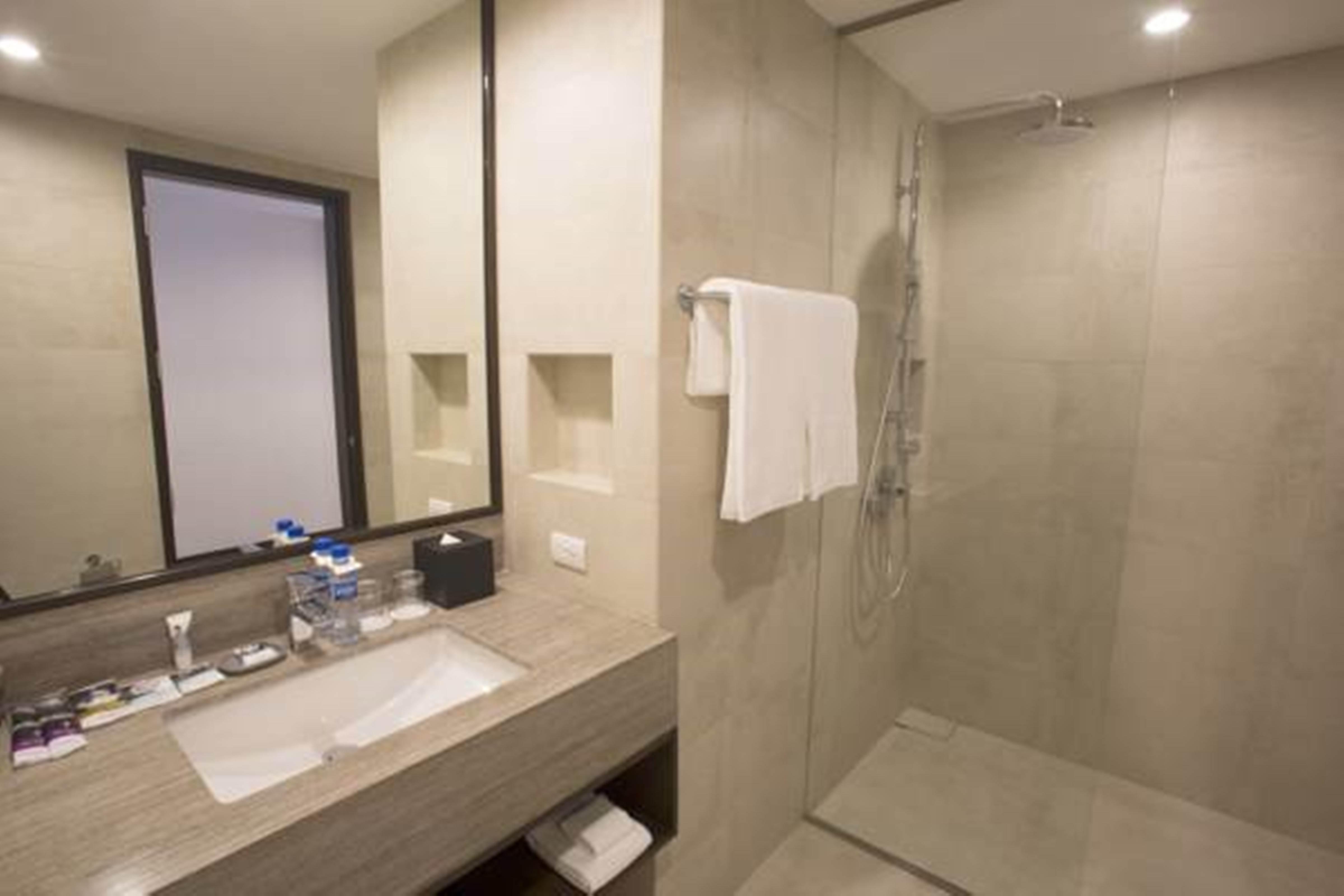 Wynwood Hotel Pasig City Exterior photo